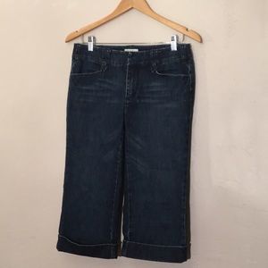 White House Black Market capris 6